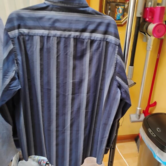 Perry Ellis Men's Dress or Casual Button-Down Long Sleeve Striped Shirt - Picture 4 of 6